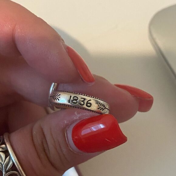 James Avery Retired “Texas My Texas” Ring - Picture 7 of 9